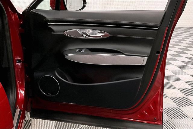 Used 2023 Genesis GV70 2.5T w/ Sport Prestige Package image 20