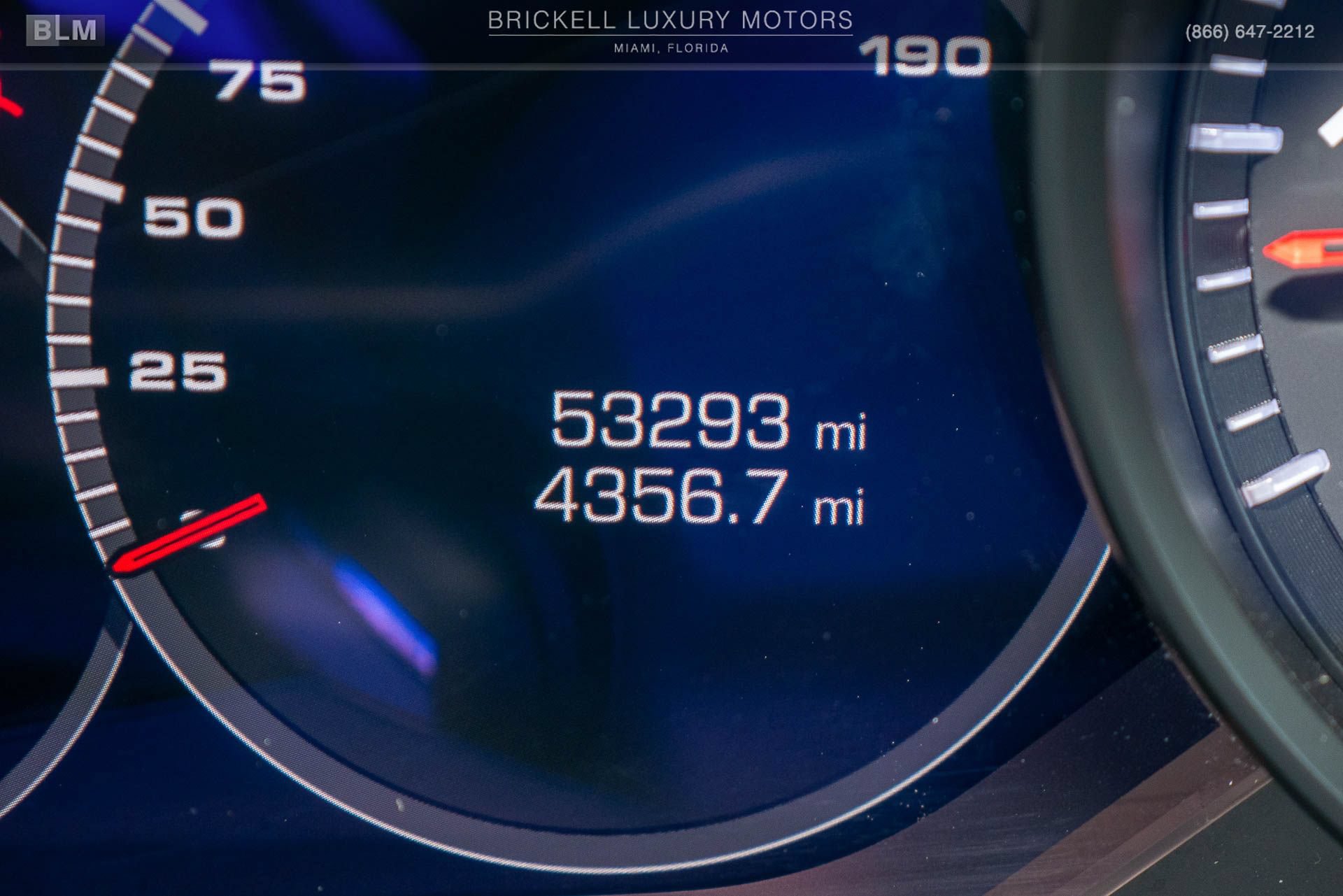 Used 2019 Porsche Panamera RWD image 33
