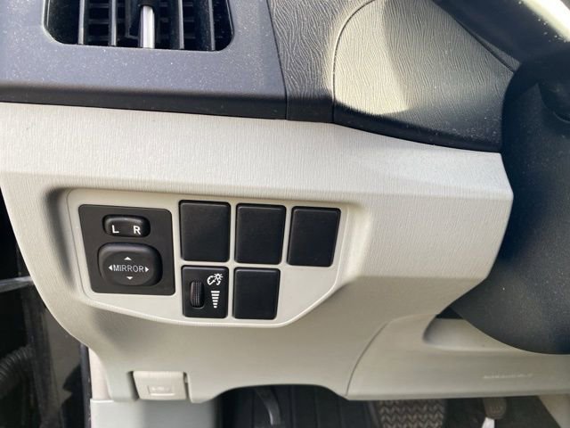 Used 2015 Toyota Prius Two FWD image 13