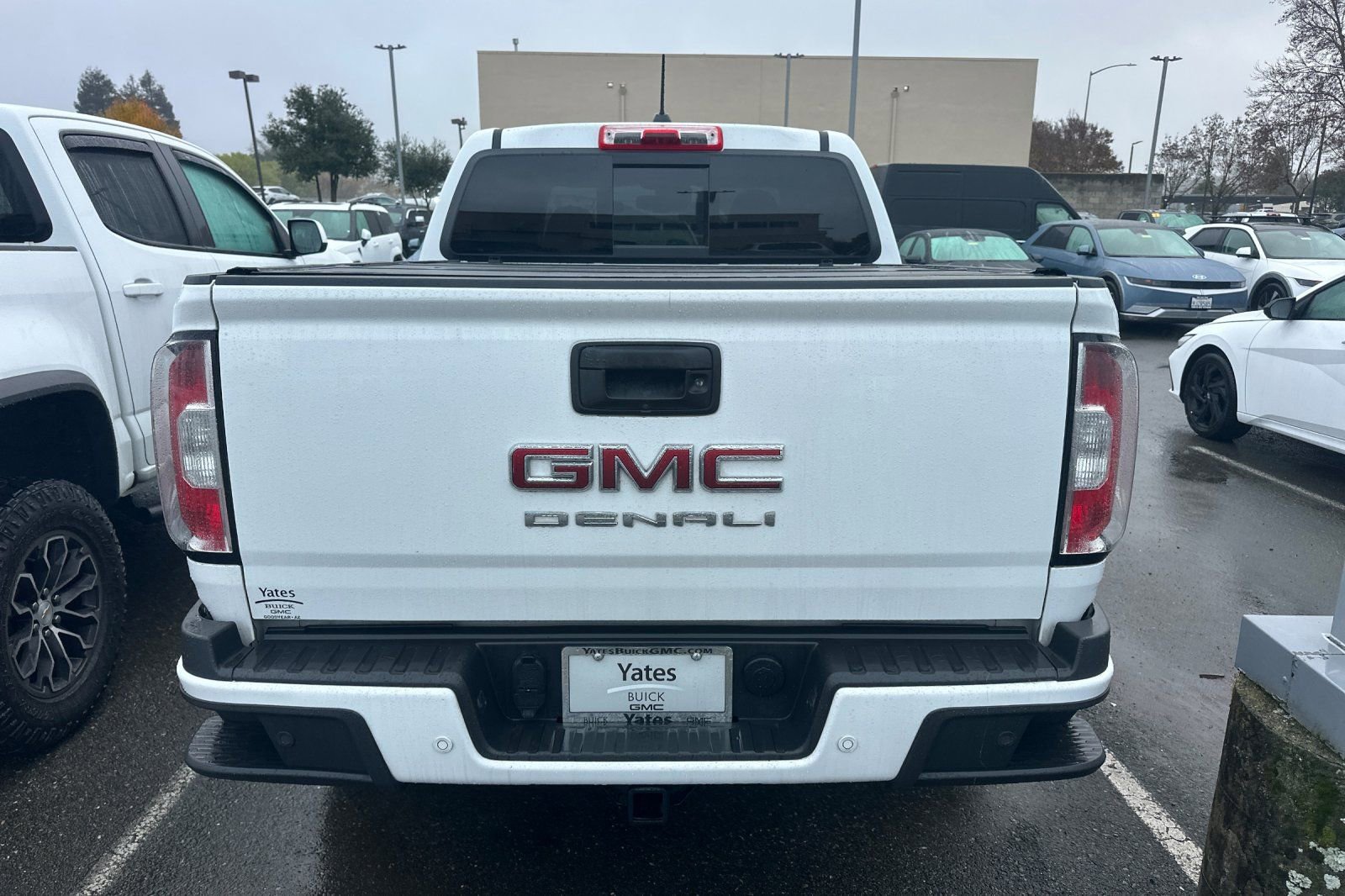 Used 2021 GMC Canyon Denali image 4