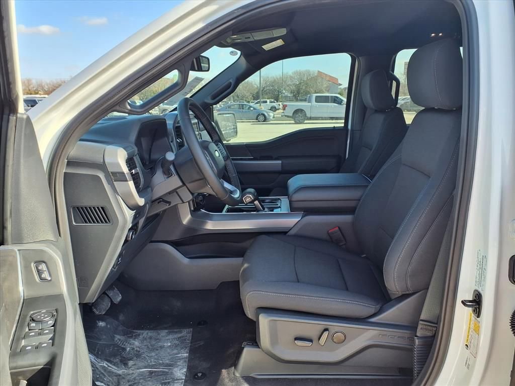 New 2026 Ford F150 XLT w/ Equipment Group 302A MID image 20