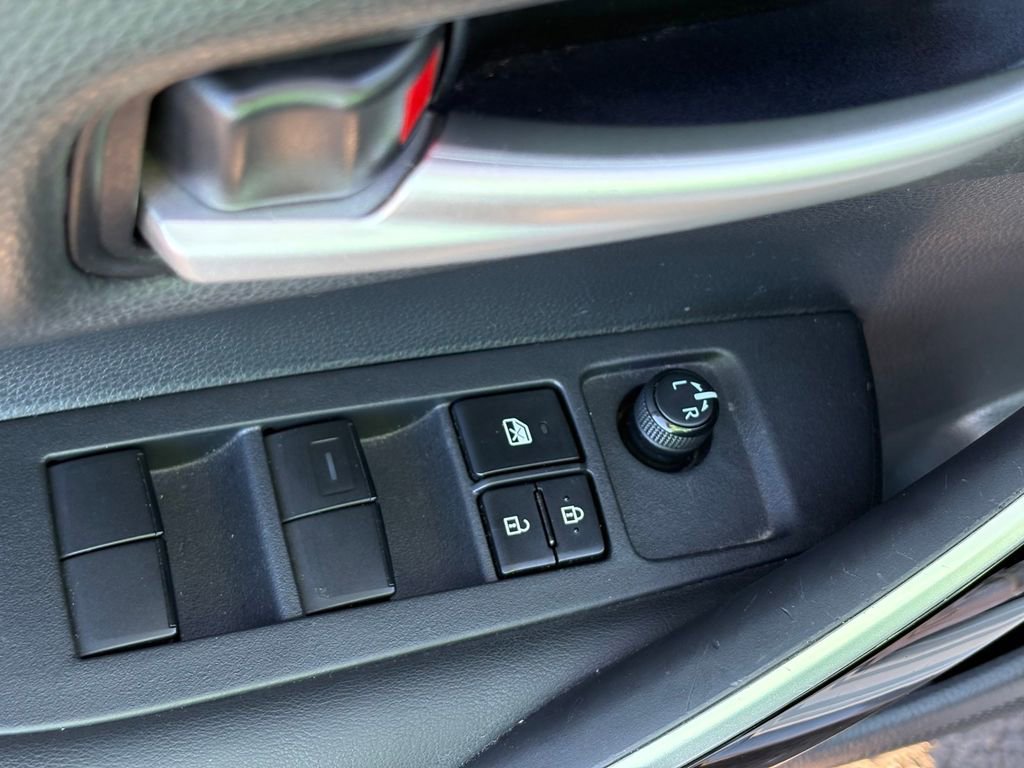 Used 2021 Toyota Corolla XSE image 18