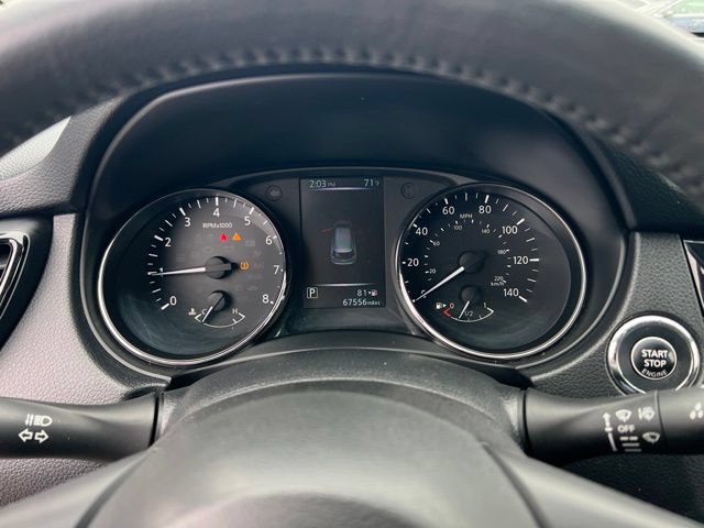 Used 2017 Nissan Rogue SV AWD/4WD image 20