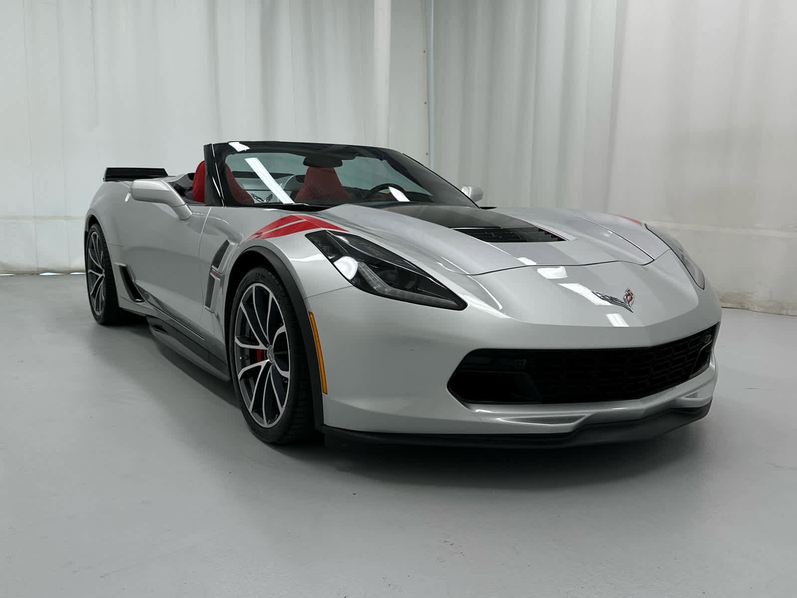 Used 2017 Chevrolet Corvette Grand Sport image 2