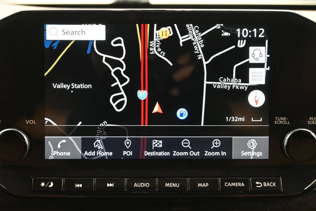Used 2024 Nissan Pathfinder Platinum FWD image 13