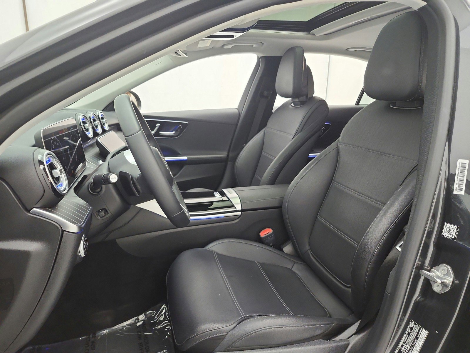 Used 2023 Mercedes-Benz C 300 Sedan image 14