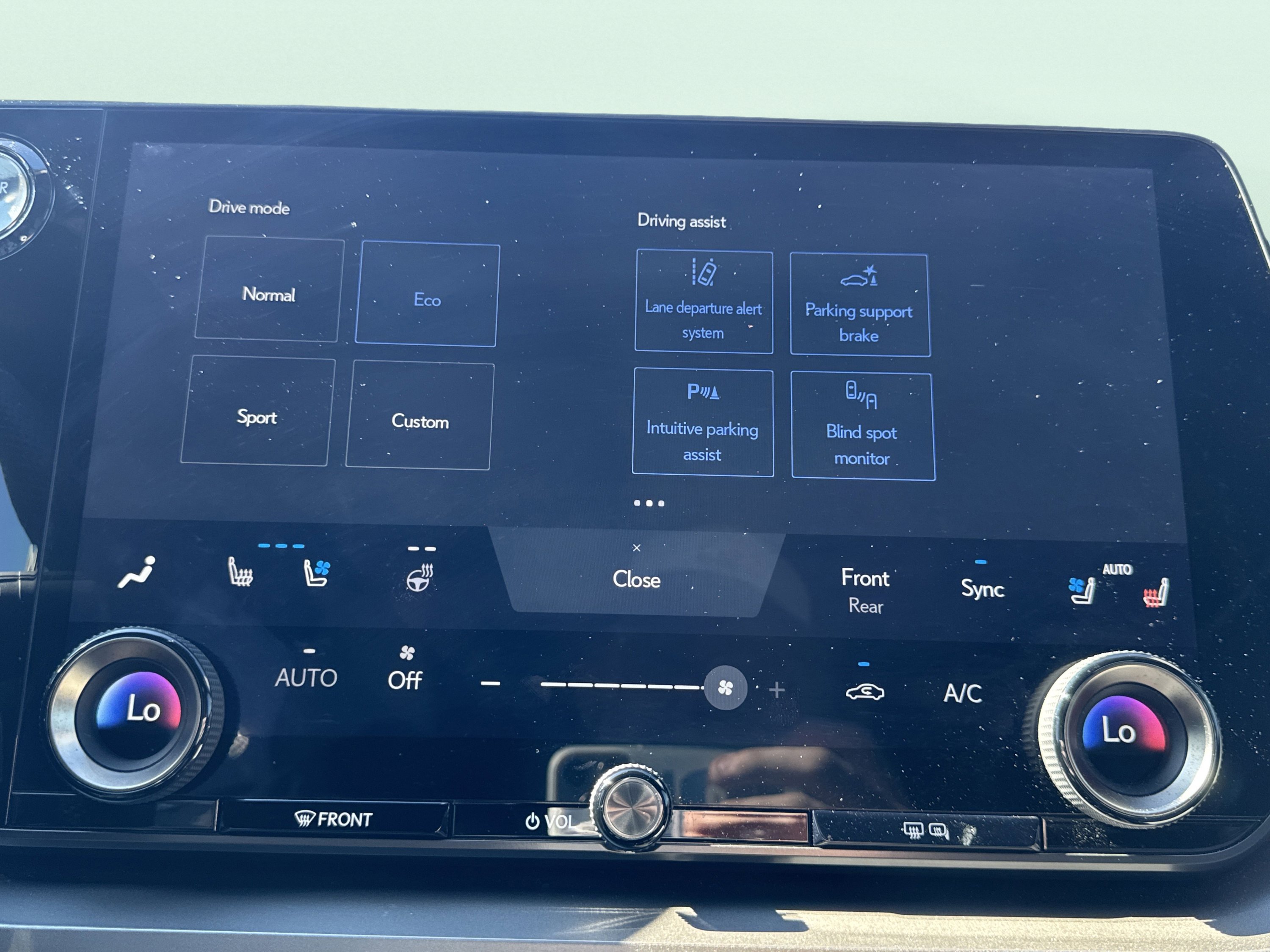 Used 2024 Lexus TX 500h AWD w/ Technology Package image 69