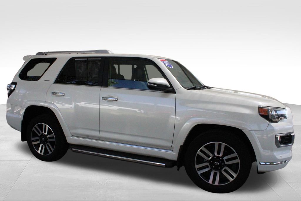 Used 2017 Toyota 4Runner Limited AWD/4WD image 19