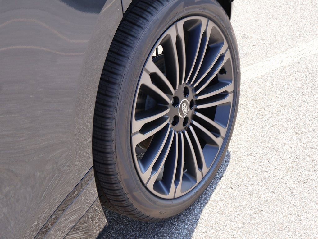 New 2026 Land Rover Range Rover Velar Autobiography image 40