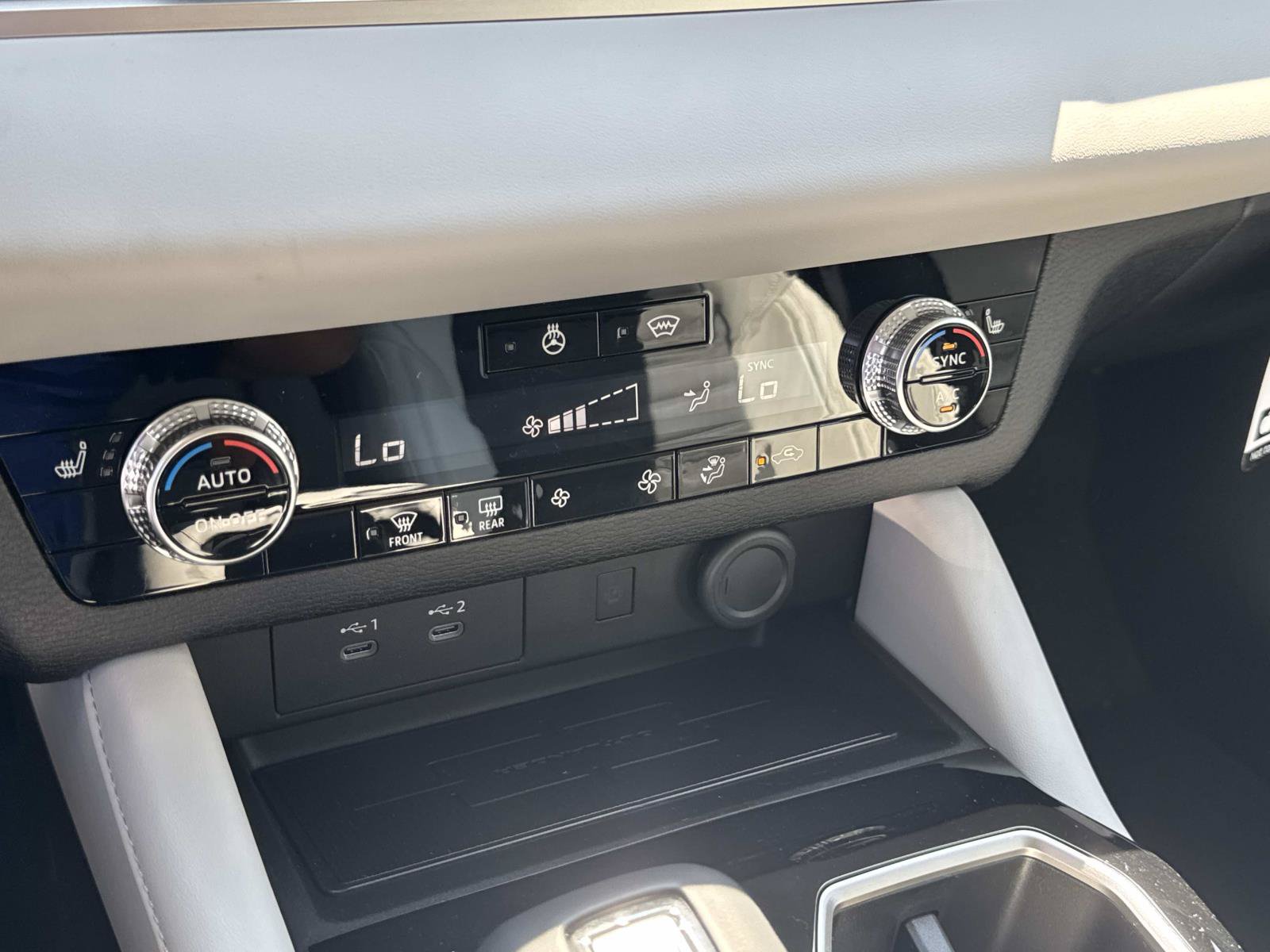 New 2026 Mitsubishi Outlander SE AWD/4WD image 22