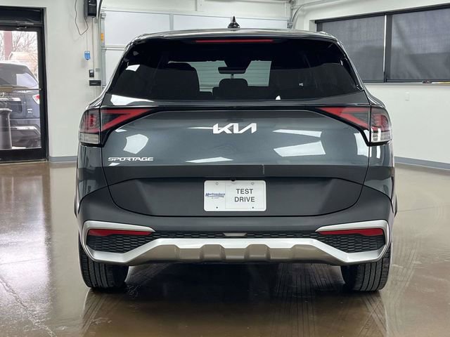 Used 2024 Kia Sportage LX image 7