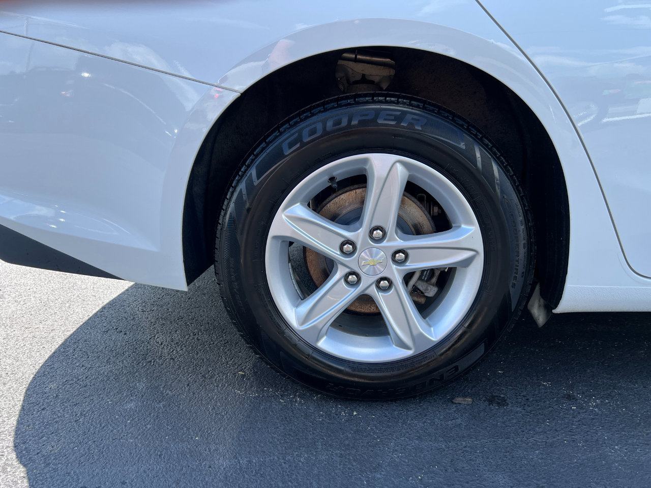 Used 2020 Chevrolet Malibu LS image 8