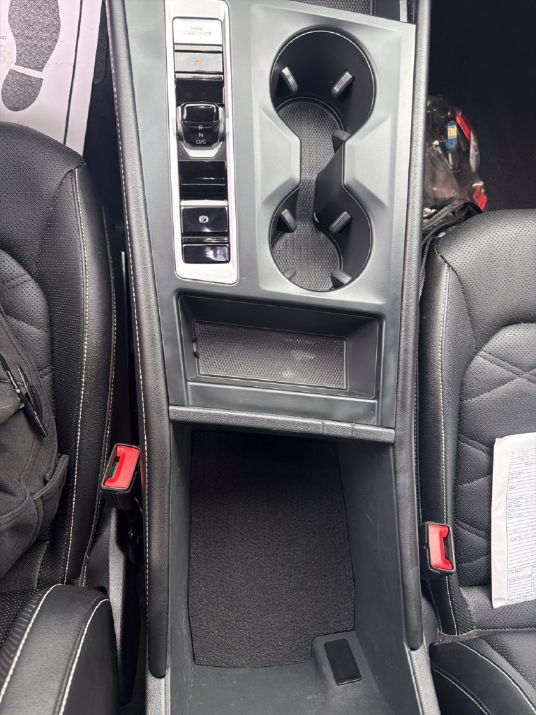 Used 2024 Volkswagen Atlas SE FWD image 22