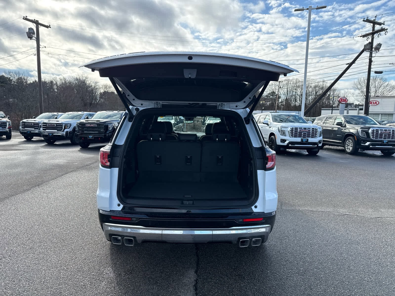 New 2026 GMC Acadia Denali w/ Super Cruise Package AWD/4WD image 11