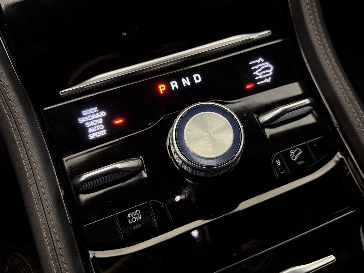 Used 2022 Jeep Grand Cherokee Summit AWD/4WD image 52