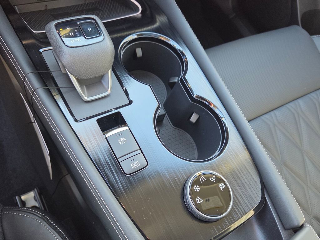 New 2026 Nissan Rogue Platinum image 24