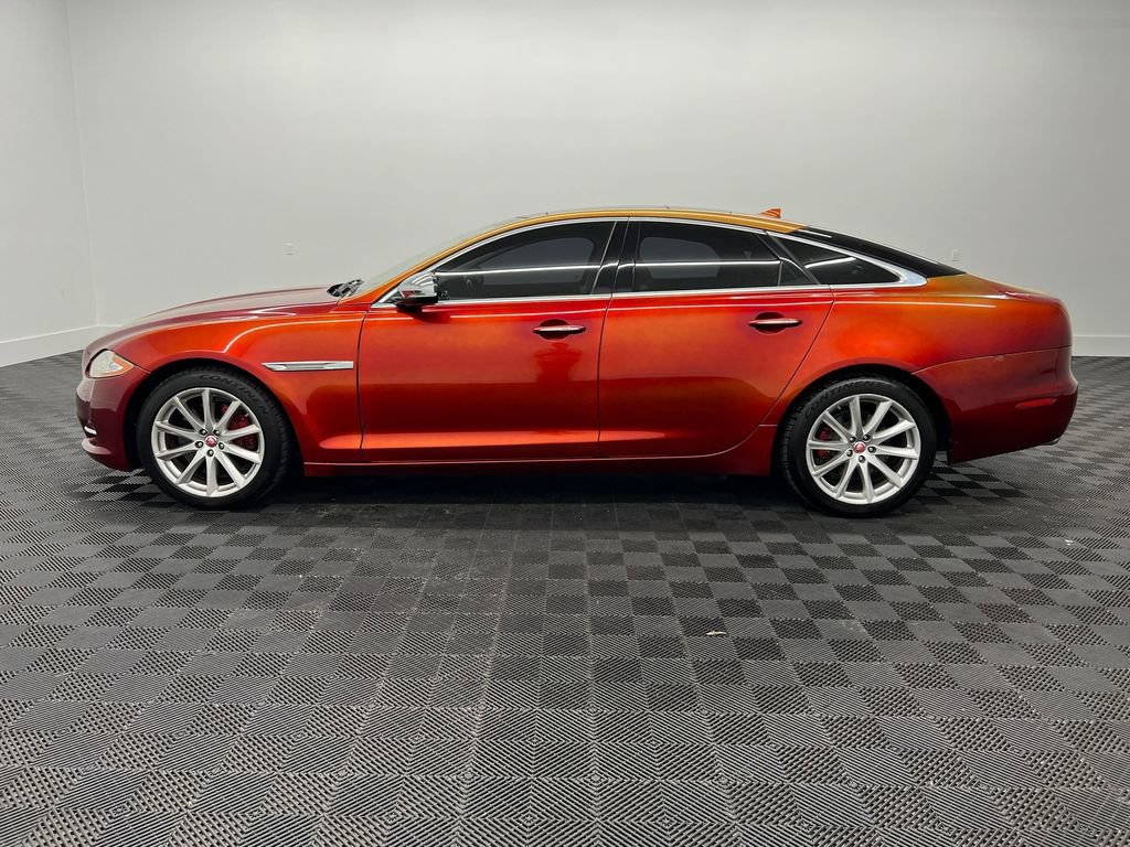 Used 2014 Jaguar XJ AWD image 2