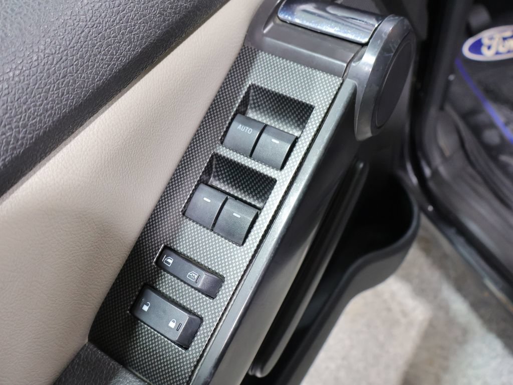 Used 2007 Ford Explorer Sport Trac Limited AWD/4WD image 16