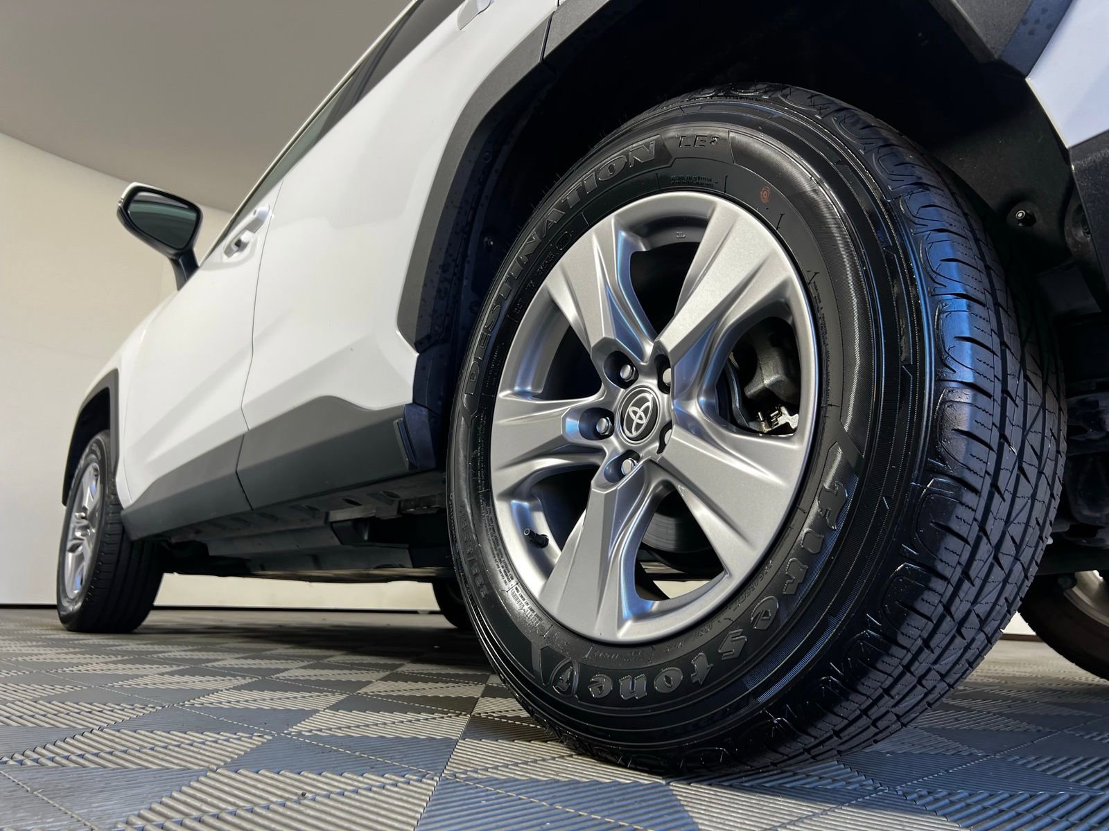 Certified 2024 Toyota RAV4 XLE image 25