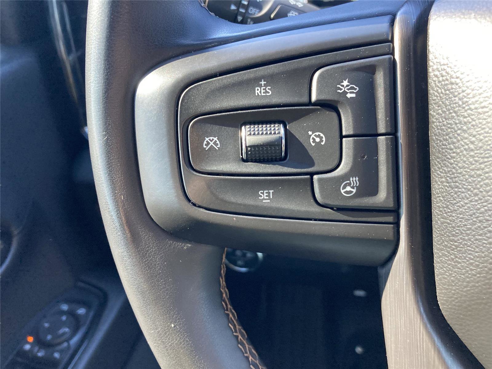 Used 2024 GMC Sierra 2500 AT4 w/ AT4 Premium Plus Package image 21