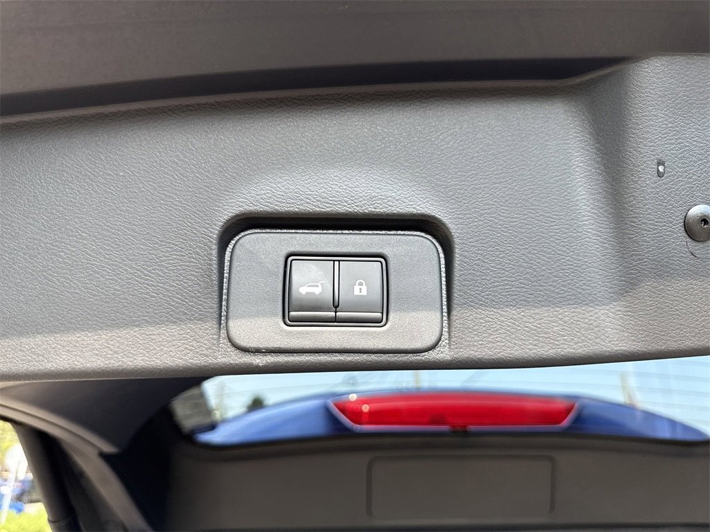 Certified 2023 Nissan Rogue SL w/ SL Premium Package image 32