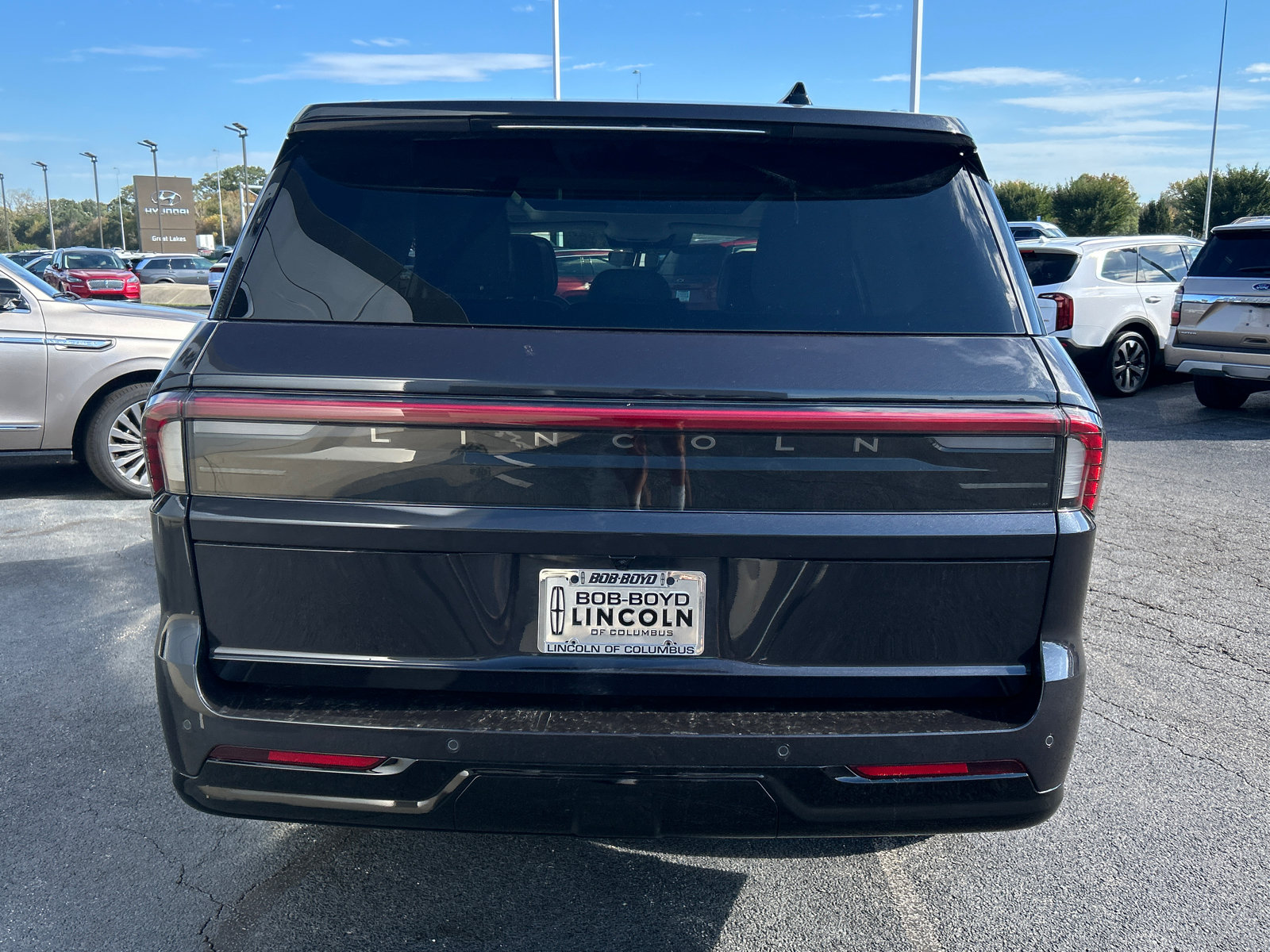New 2026 Lincoln Navigator Reserve AWD/4WD image 6