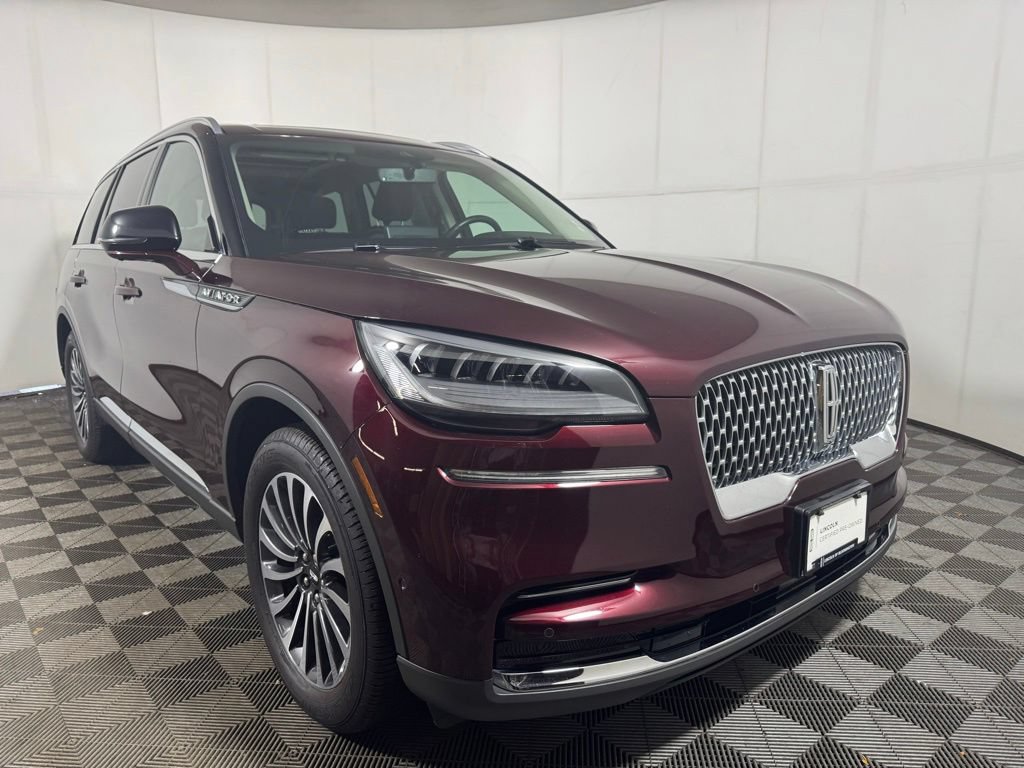 Certified 2022 Lincoln Aviator Reserve w/ Elements Package Plus AWD/4WD image 10