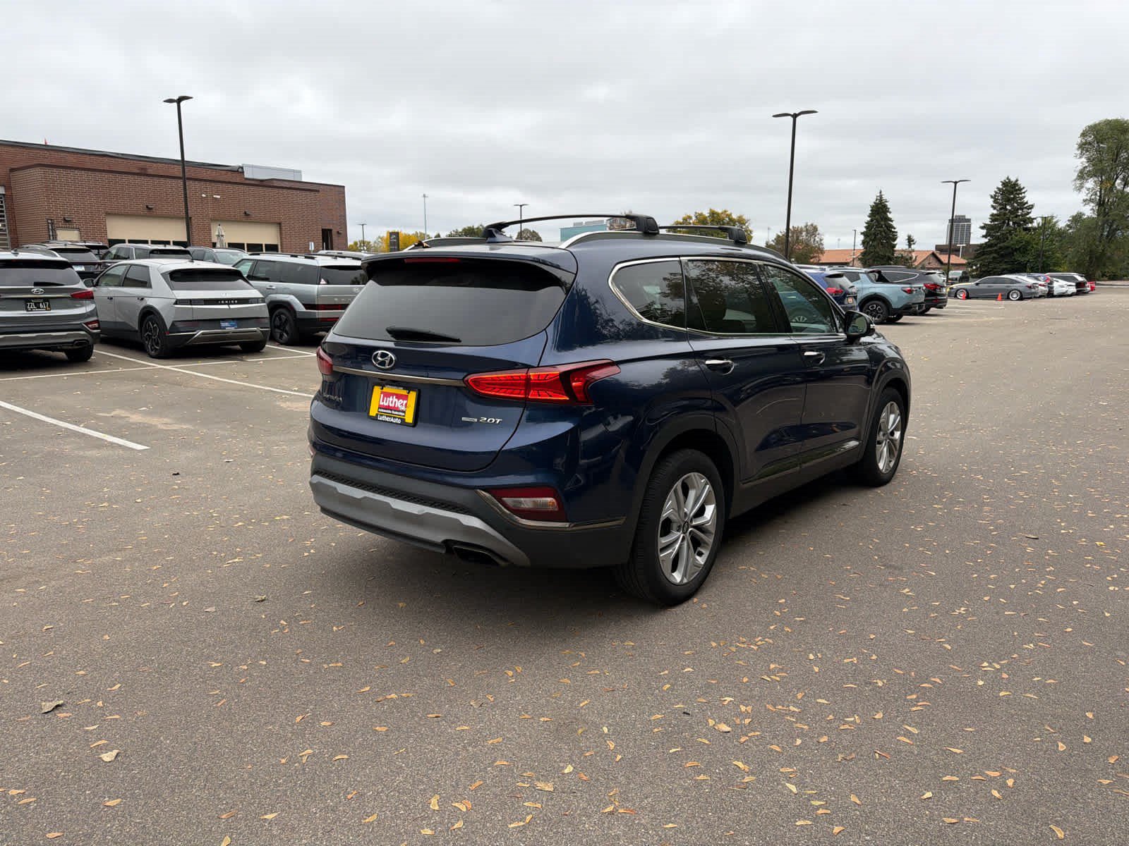 Used 2020 Hyundai Santa Fe Limited AWD/4WD image 2