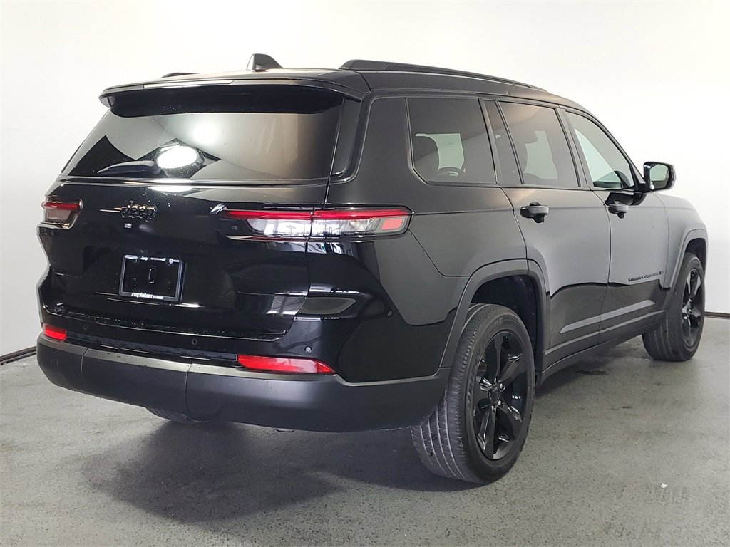 Used 2024 Jeep Grand Cherokee L Altitude image 6