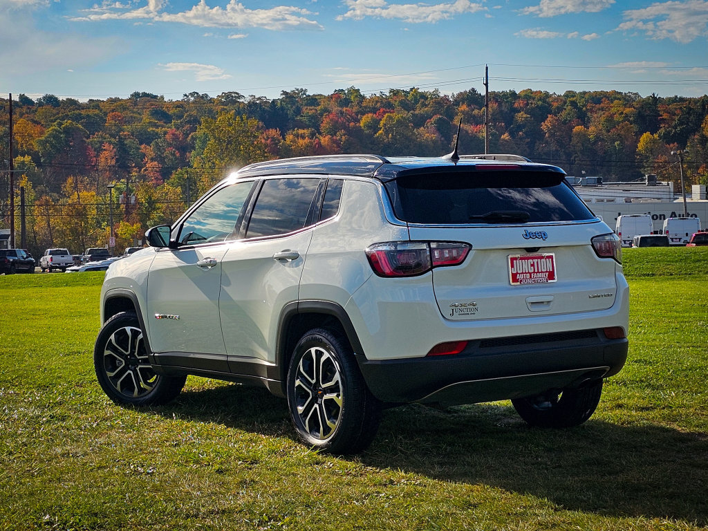 Used 2022 Jeep Compass Limited AWD/4WD image 6