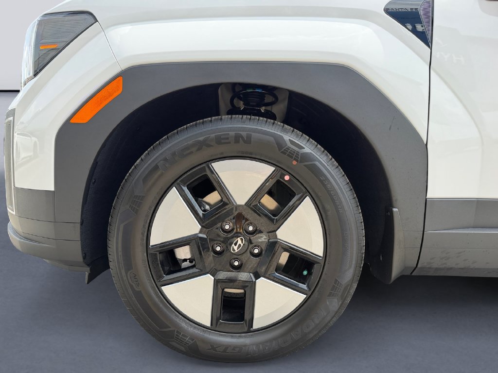 New 2027 Hyundai Santa Fe SEL FWD image 9