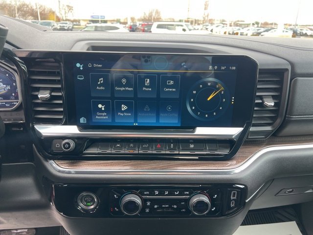 Used 2024 Chevrolet Silverado 1500 LT image 24