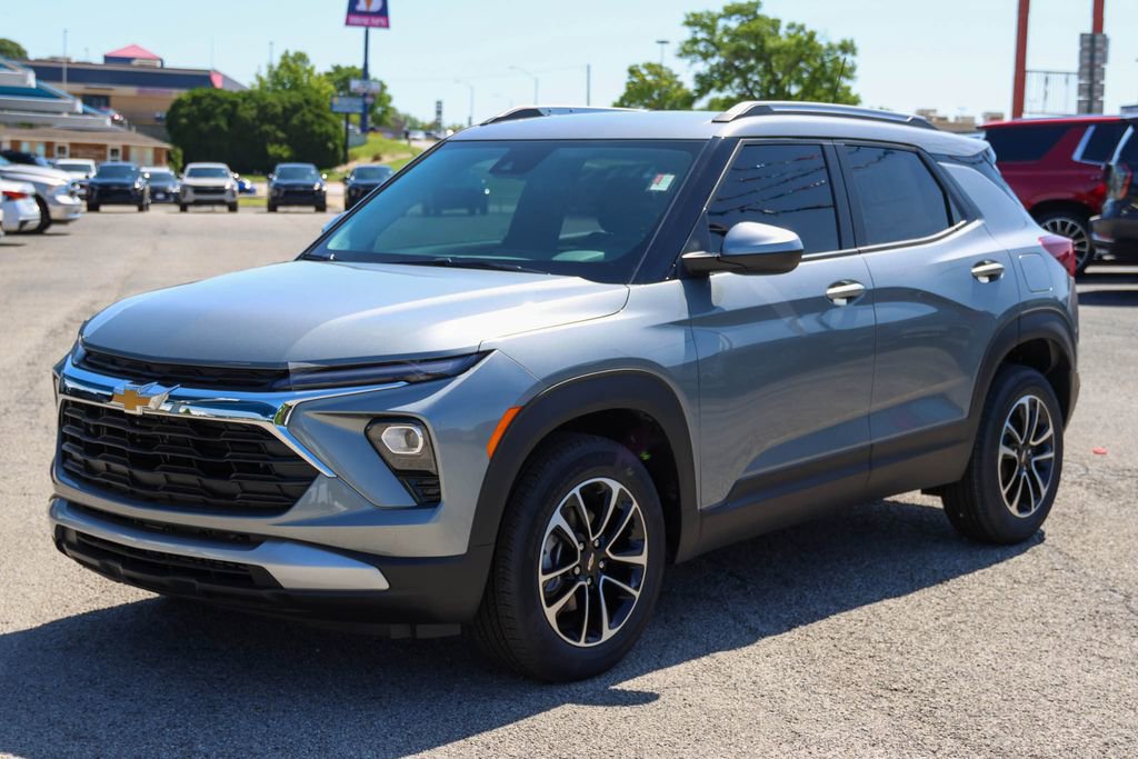 New 2026 Chevrolet TrailBlazer LT w/ Convenience Package AWD/4WD image 6