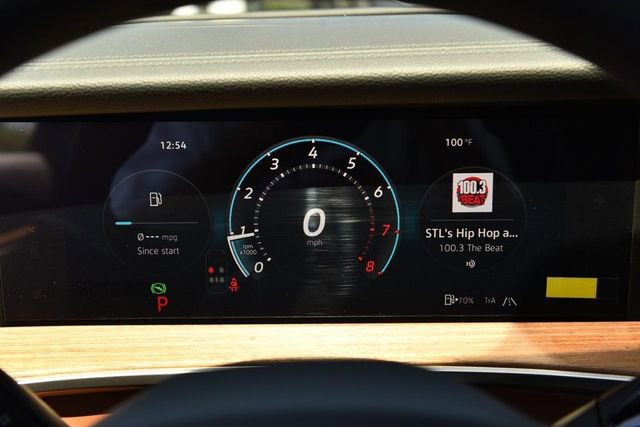 New 2026 Volkswagen Tiguan SEL R-Line AWD/4WD image 12