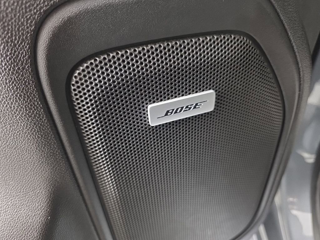 Used 2021 Chevrolet Silverado 1500 High Country w/ Technology Package AWD/4WD image 15