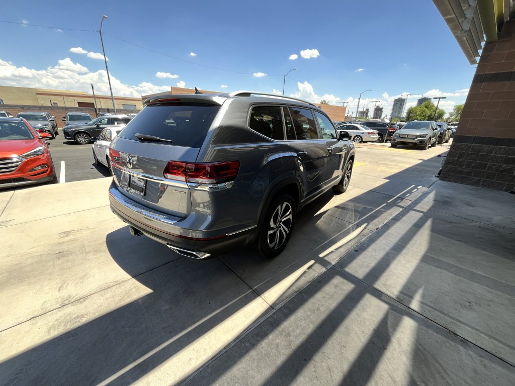 Used 2023 Volkswagen Atlas SEL AWD/4WD image 5