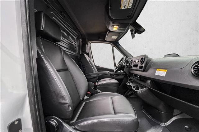 Used 2026 Mercedes-Benz Sprinter 2500 image 18