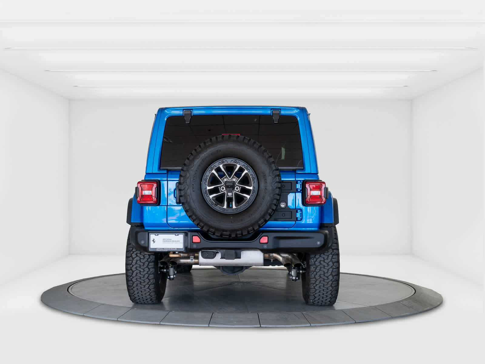 Used 2024 Jeep Wrangler Unlimited Rubicon 392 image 4
