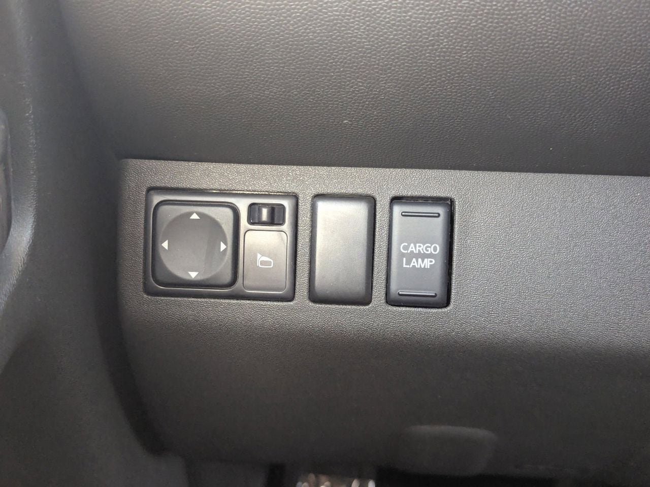 Used 2017 Nissan Frontier SV RWD image 26