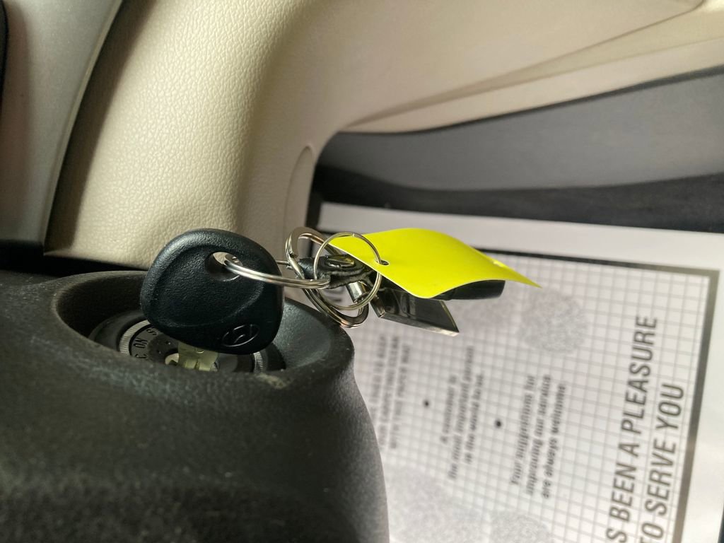 Used 2018 Hyundai Elantra SE image 33