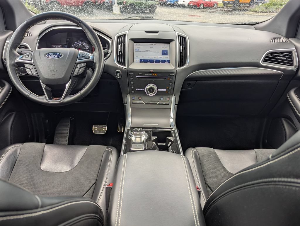 Used 2019 Ford Edge ST w/ Equipment Group 401A AWD/4WD image 24