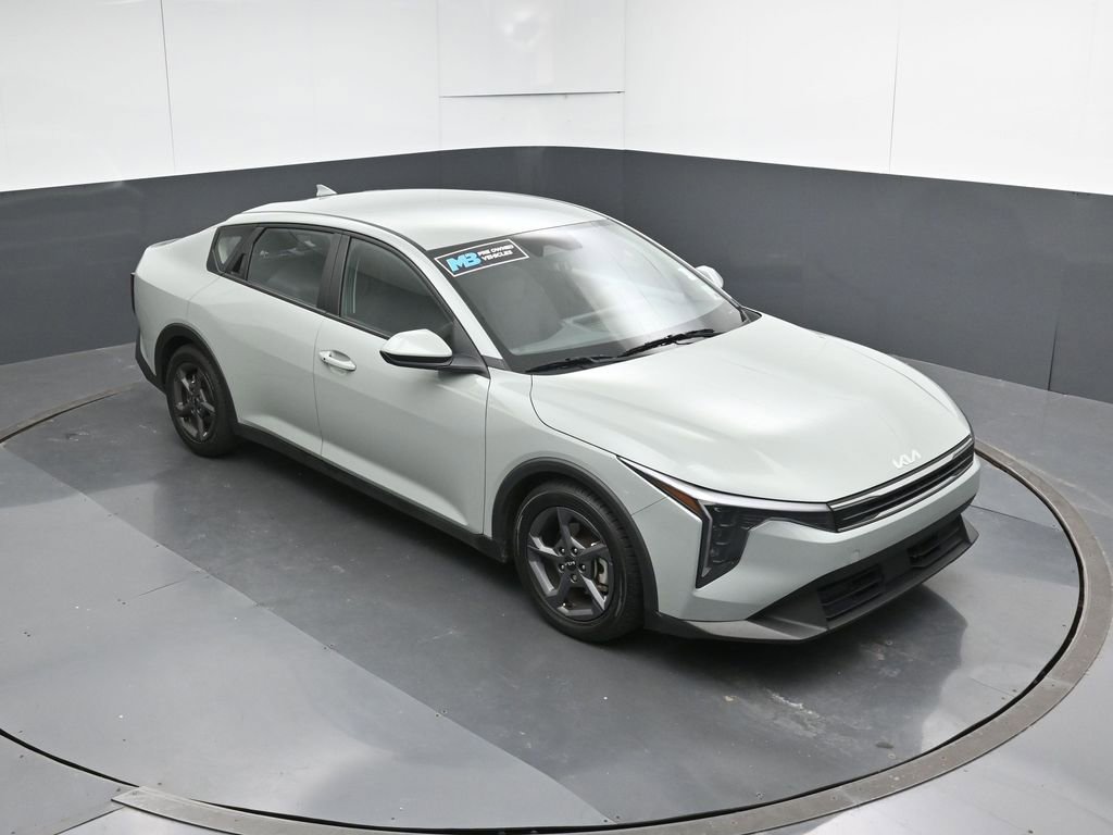 Used 2025 Kia K4 LXS FWD image 51
