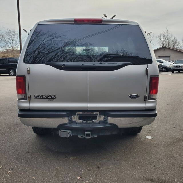 Used 2001 Ford Excursion XLT RWD image 5