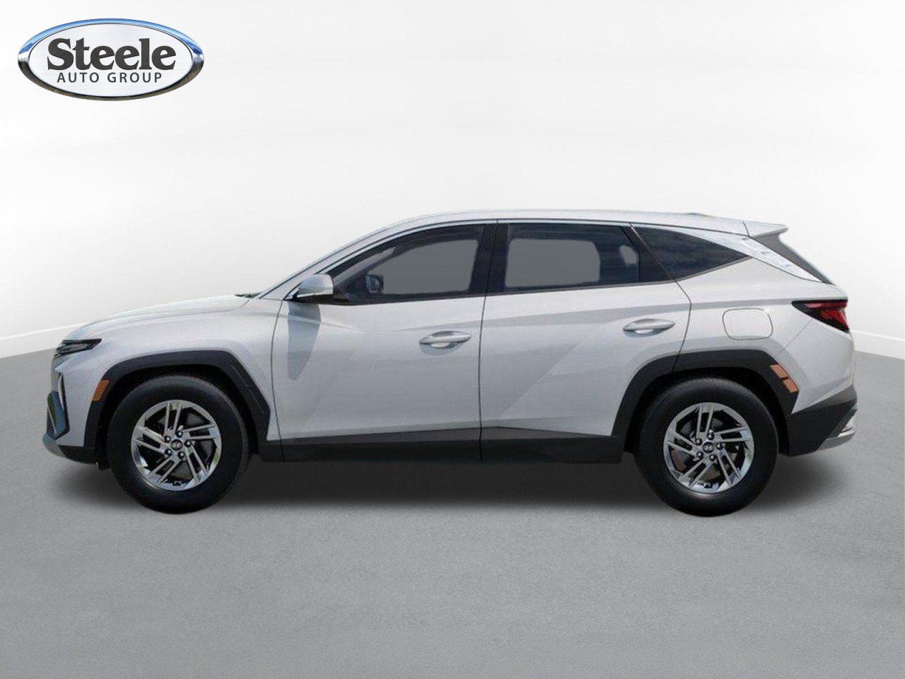 New 2025 Hyundai Tucson SE FWD image 3