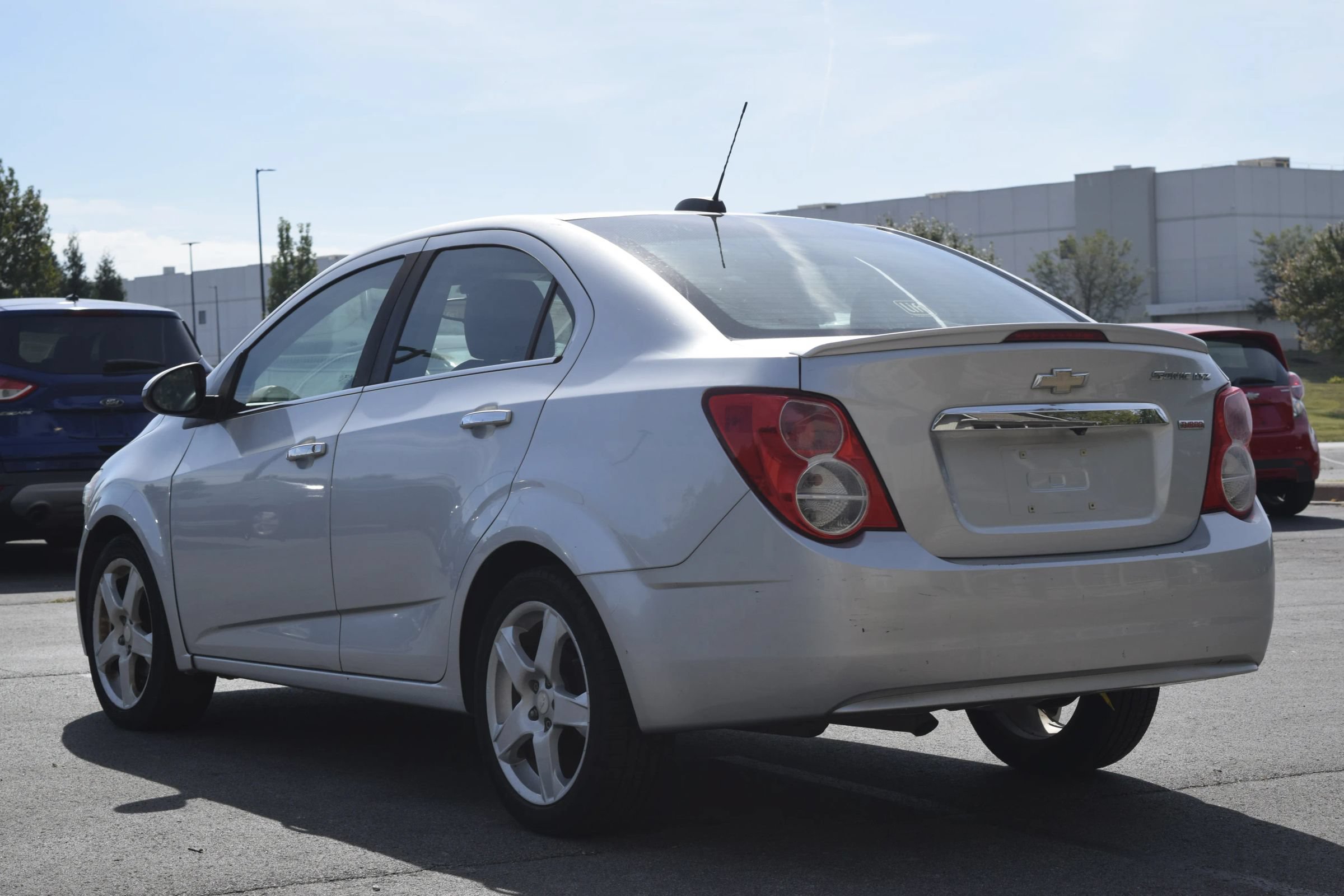 Used 2015 Chevrolet Sonic LTZ FWD image 3