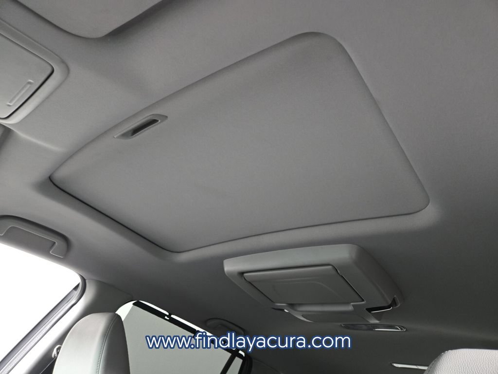 Used 2019 Honda Pilot Touring image 13