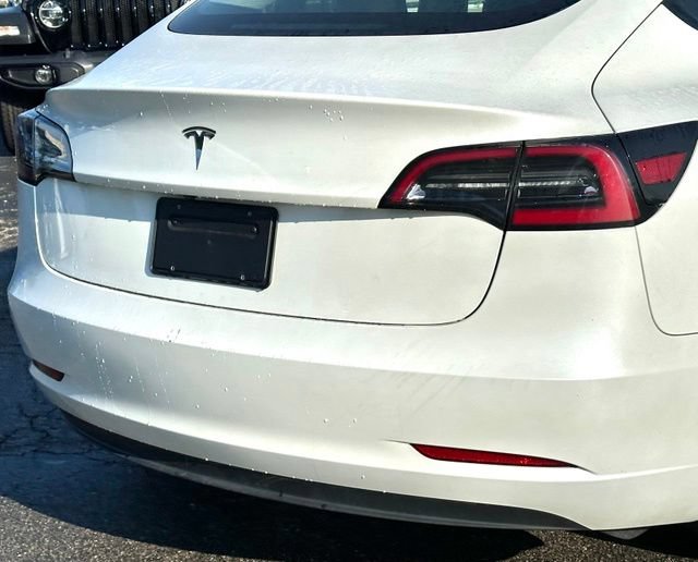 Used 2023 Tesla Model 3 Standard Range RWD image 10