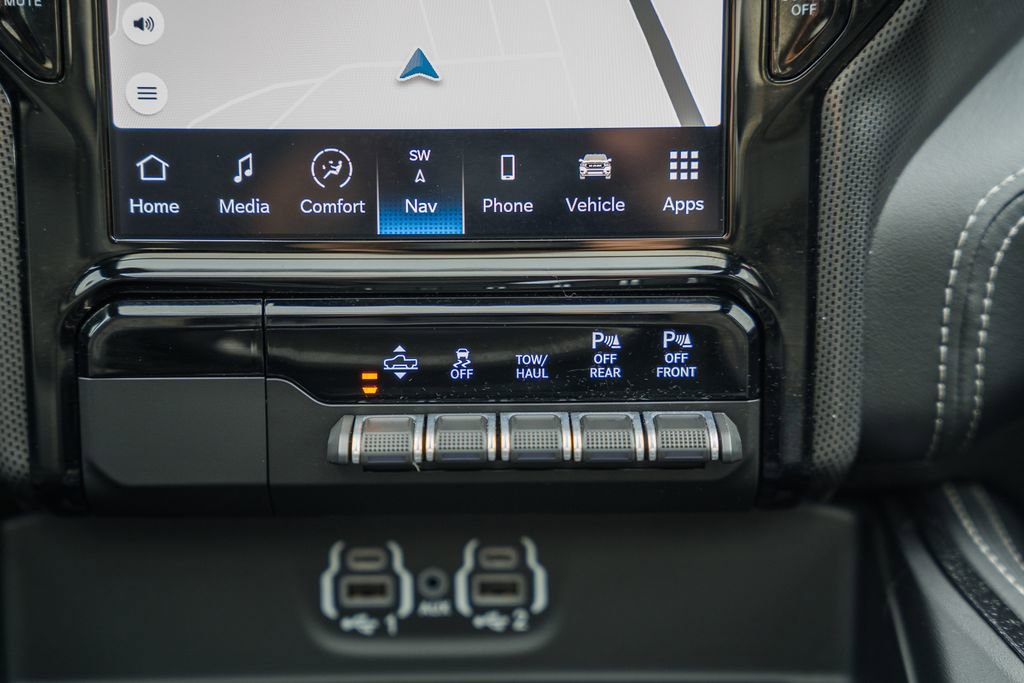 Certified 2023 RAM 1500 Limited w/ Body Color Bumper Group image 34