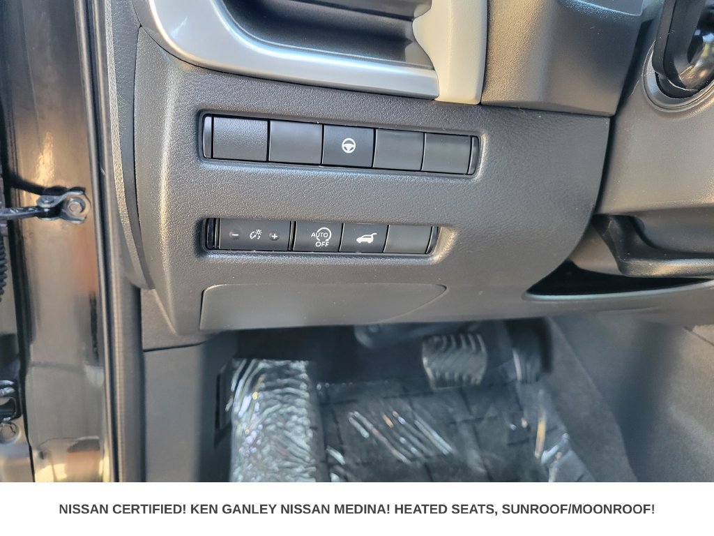 Certified 2023 Nissan Rogue SV w/ SV Premium B Package AWD/4WD image 39
