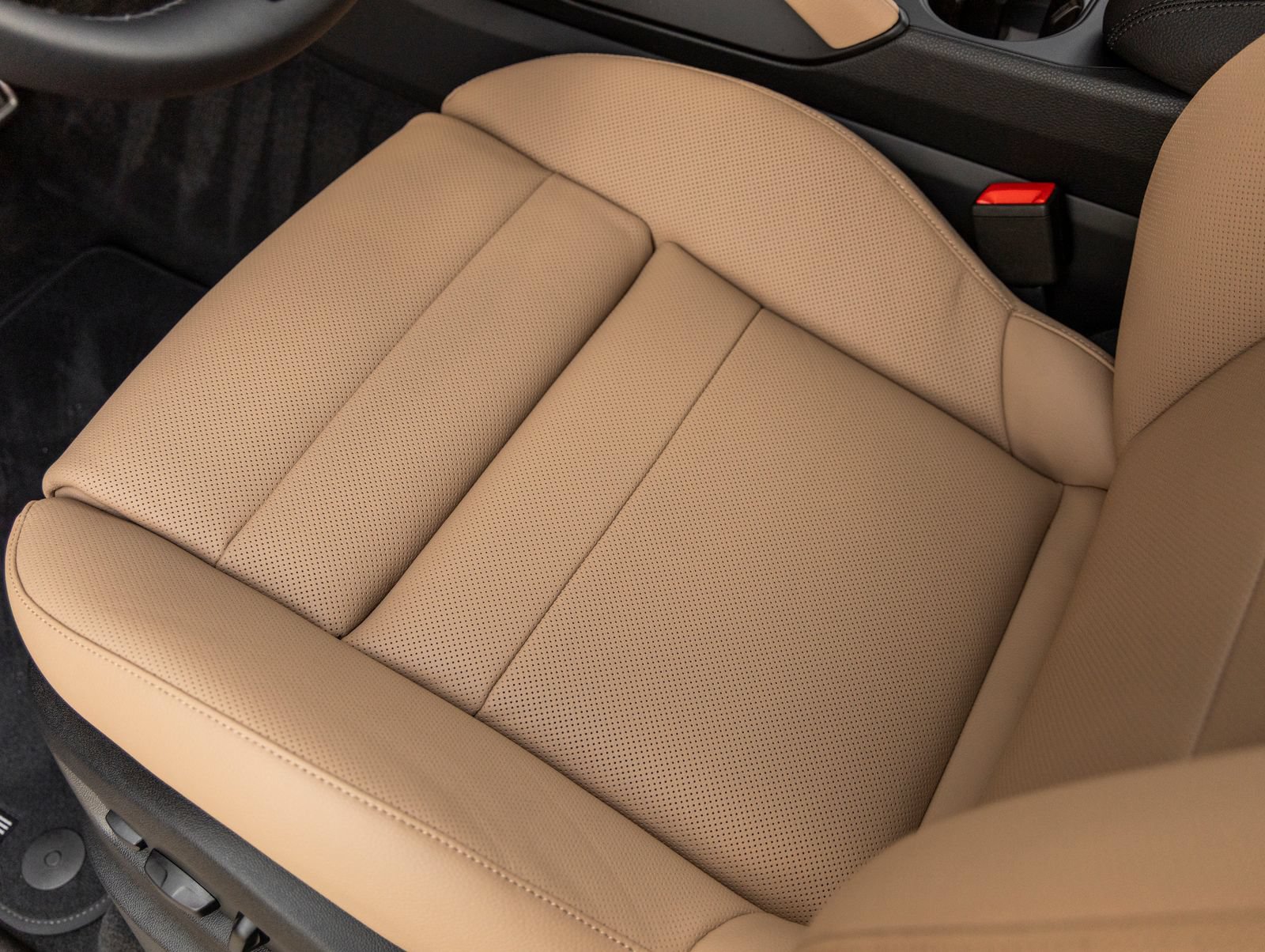 New 2026 Porsche Cayenne S AWD/4WD image 23